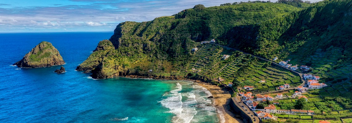 Travessia da Ilha de Santa Maria ( Açores )