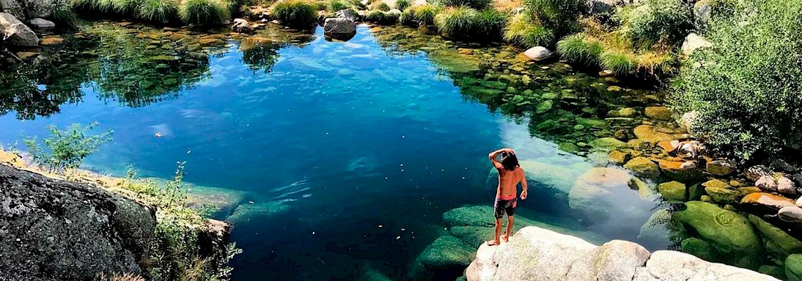Pelas Cascatas e piscinas naturais das Cortes do Meio - Serra da Estrela
