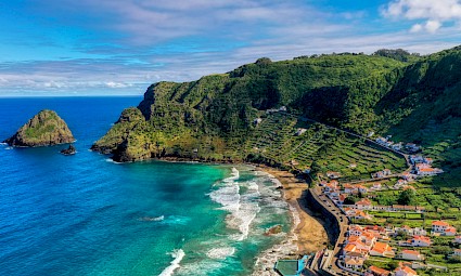 Travessia da Ilha de Santa Maria ( Açores )