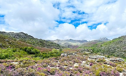 A pérola do Gerês na Primavera - Pitões das Júnias