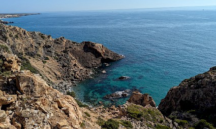 Das falésias da costa aos penhascos da Serra de Sintra
