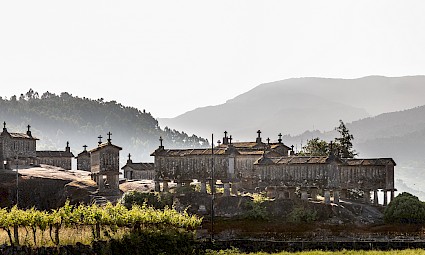 Pelos caminhos do pão e da fé/Serra do Soajo