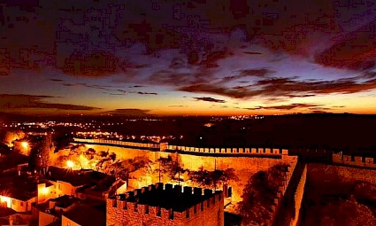 Pôr do sol nas Muralhas de Óbidos
