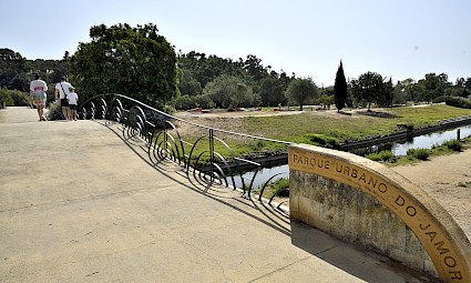 Caminhos com história pelo Vale do Jamor