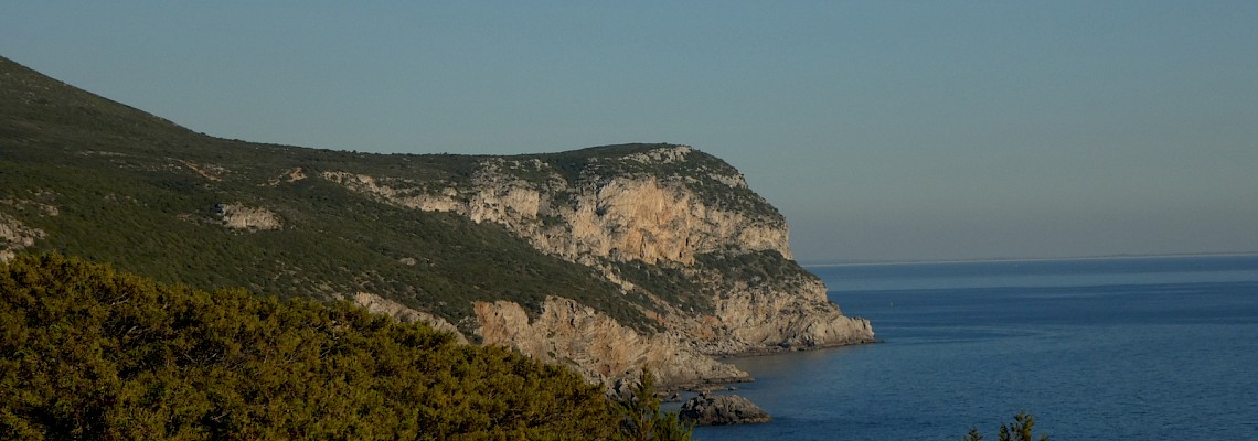 Vale Covo – A Praia Secreta de Sesimbra - Serra da Azoia