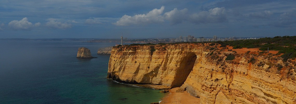 Na Rota dos 7 Vales Suspensos / Algarve