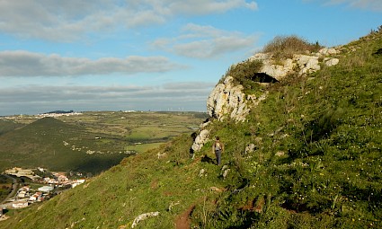 Á Descoberta das Grutas de Ponte de Lousa e Salema