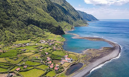 São Jorge: à descoberta da Ilha do Dragão